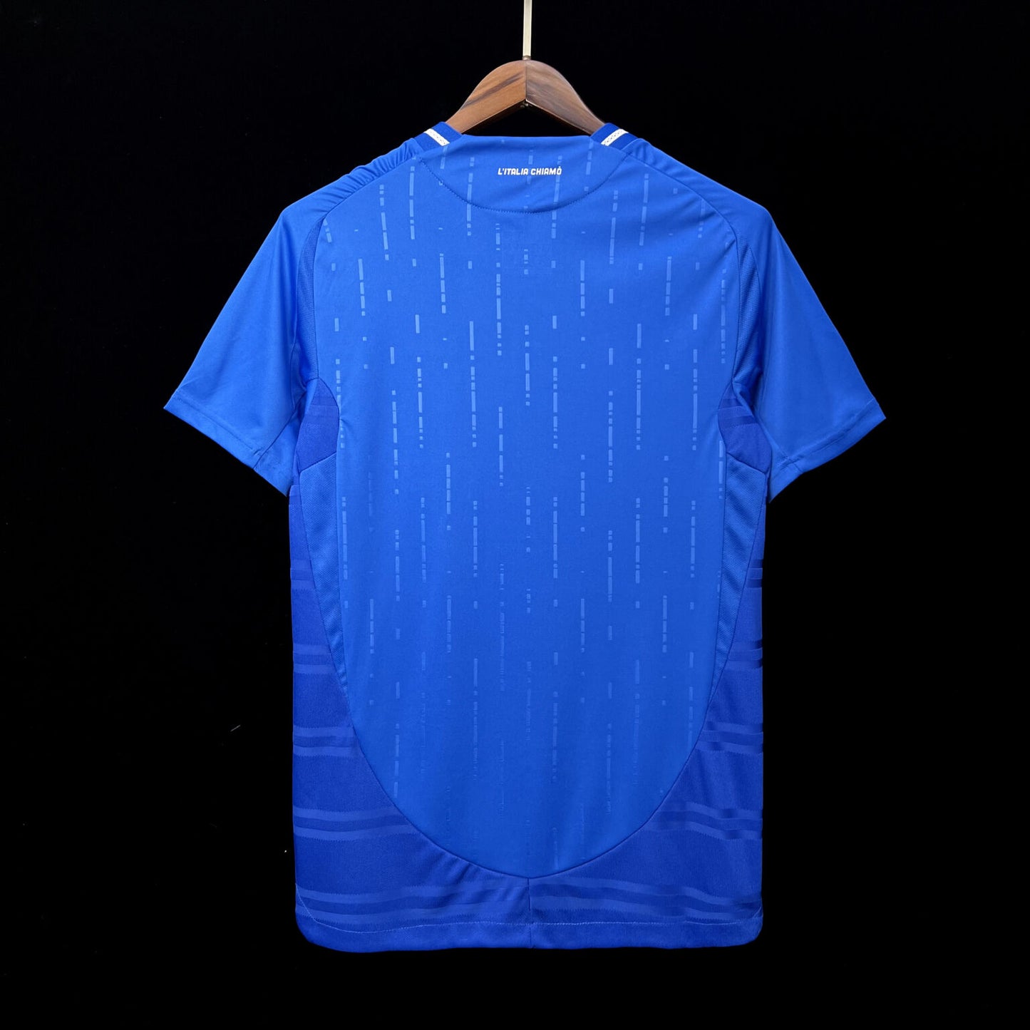 Camiseta local de Italia 24/25