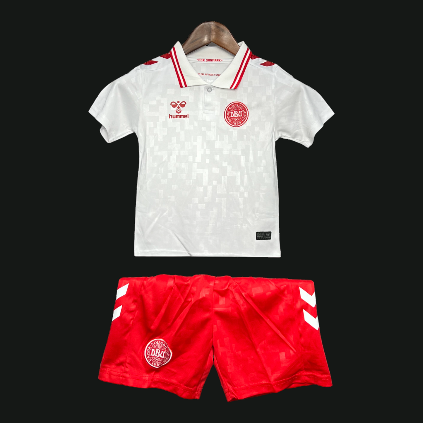 Denmark Outdoor Set 24/25 - Child