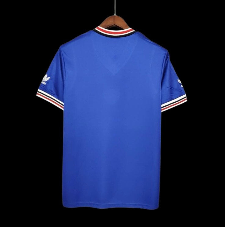 Manchester United Retro Shirt 85/86