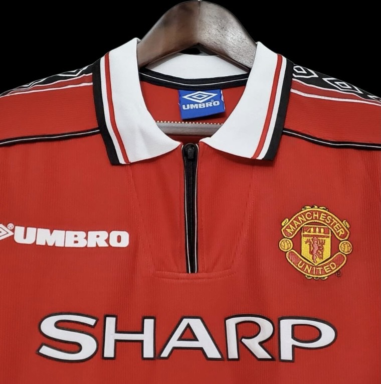 Manchester United Retro Shirt 98/99