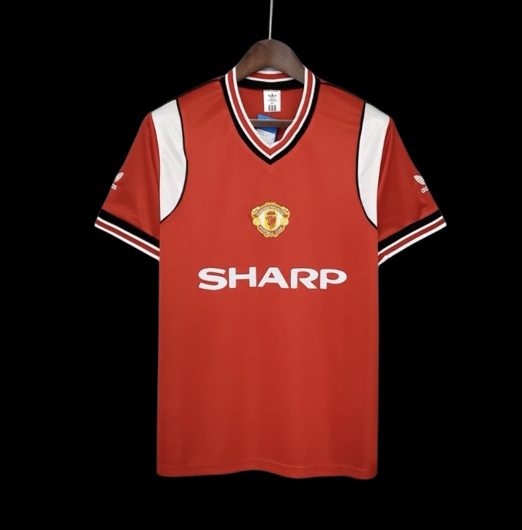 Manchester United Retro Shirt 85/86