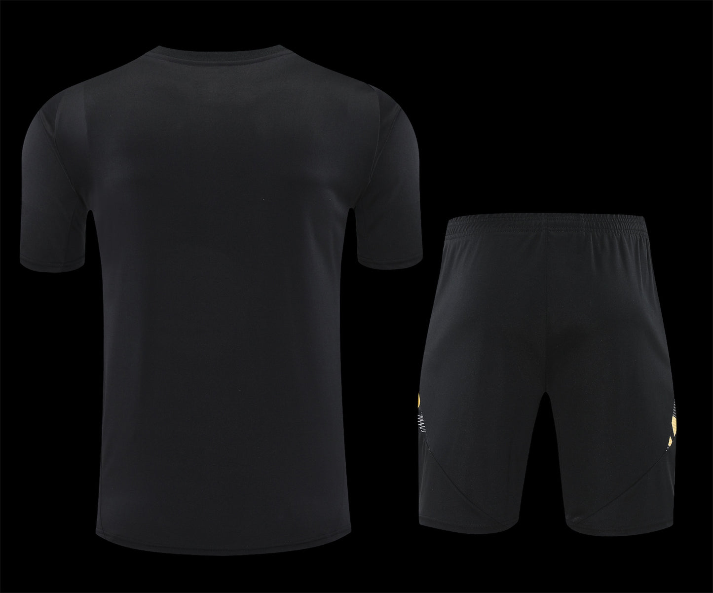 Real Madrid 24/25 Training Set - Child/Adult