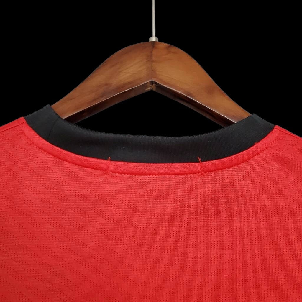 Manchester United Retro Shirt 09/10