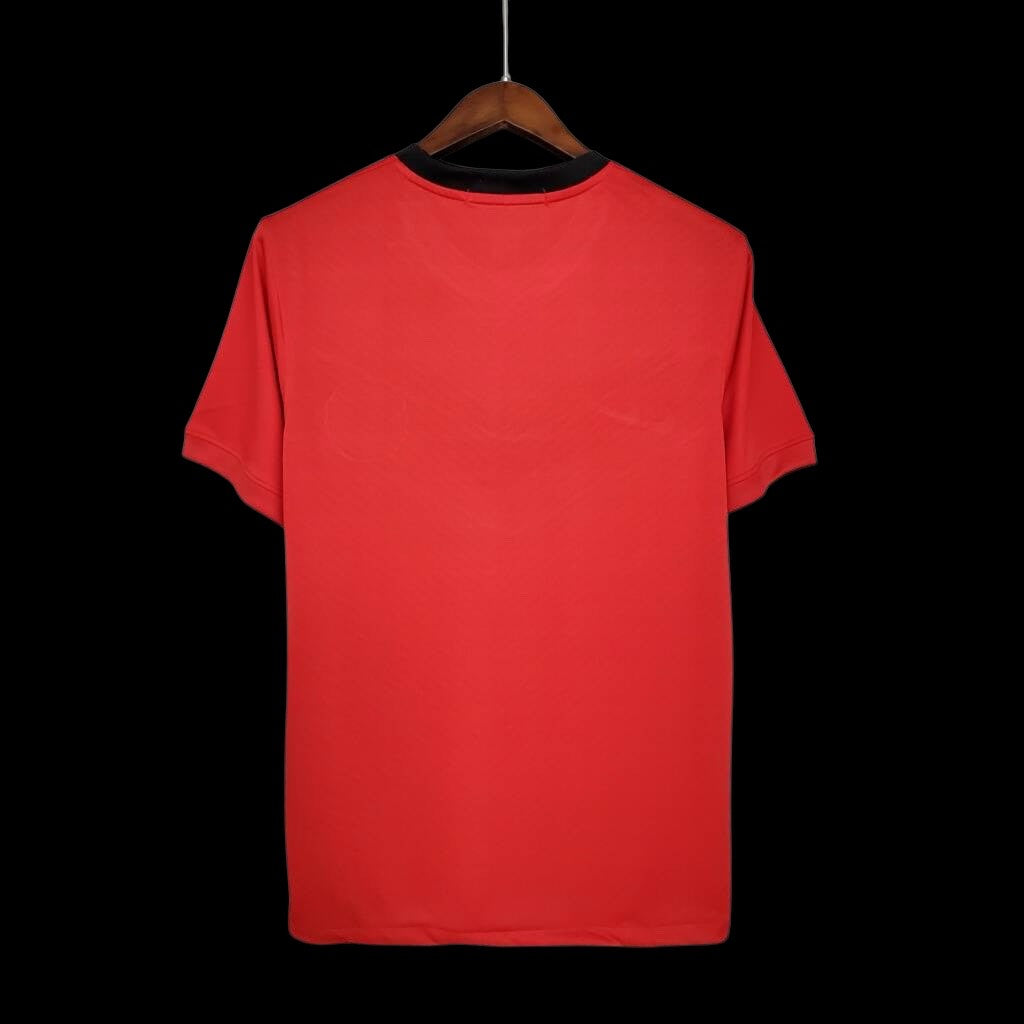 Manchester United Retro Shirt 09/10