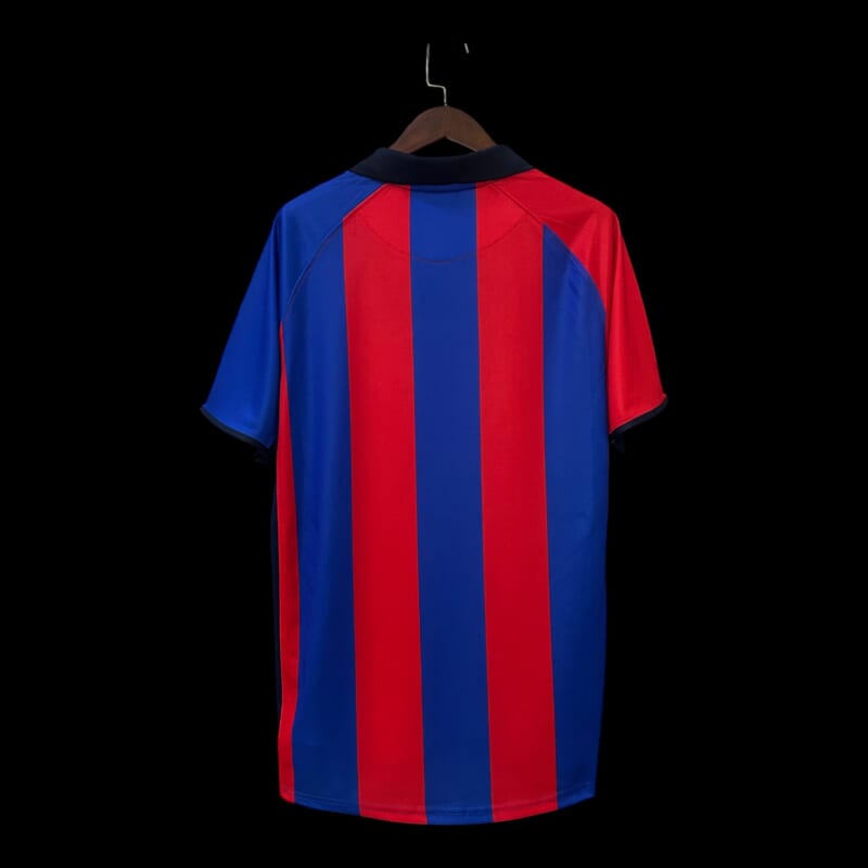 FC Barcelona Retro Jersey 01/02
