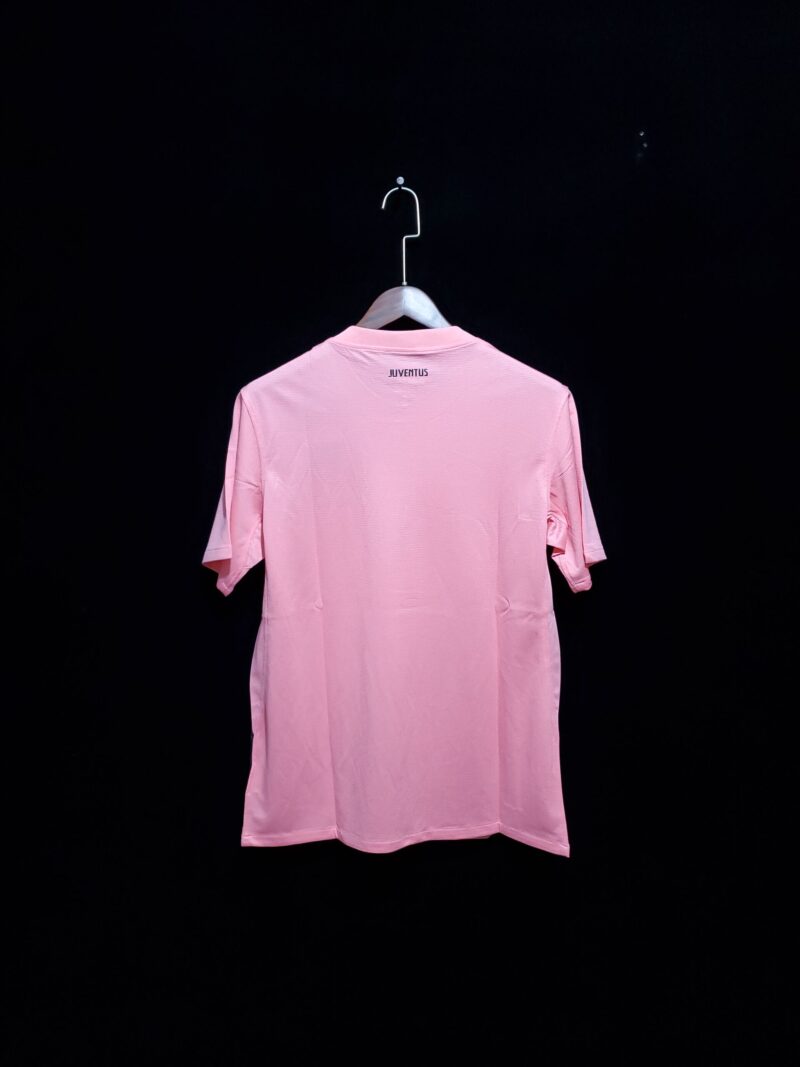 Juventus Retro Jersey 11/12