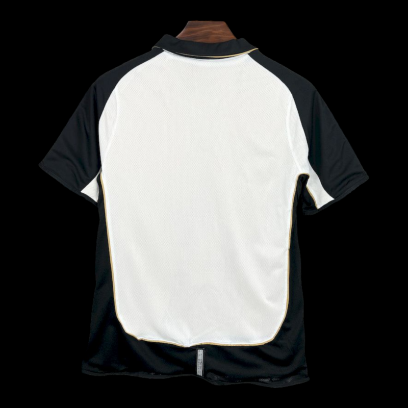 Manchester United Retro Shirt 01/02