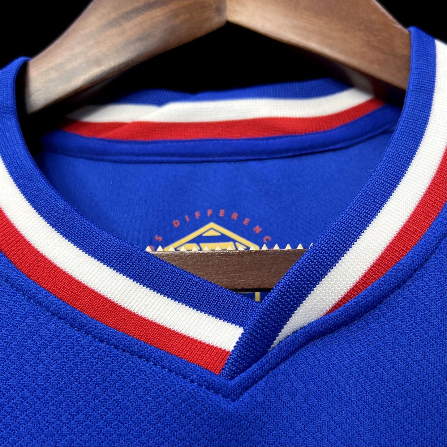 Camiseta local de Francia 24/25