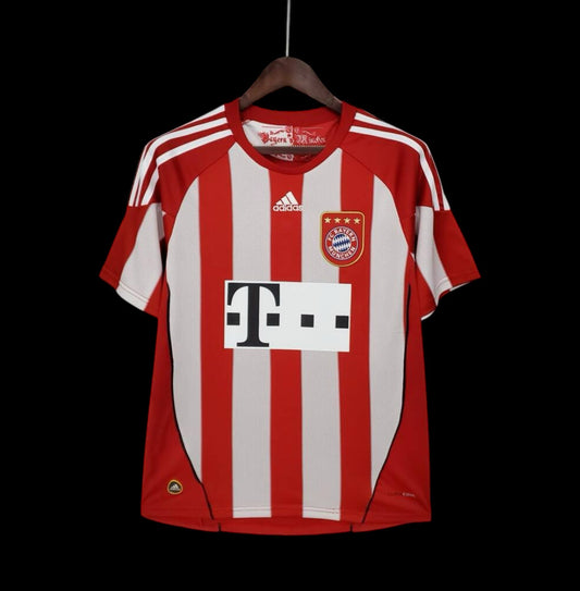 Bayern Munich Retro Jersey 10/11
