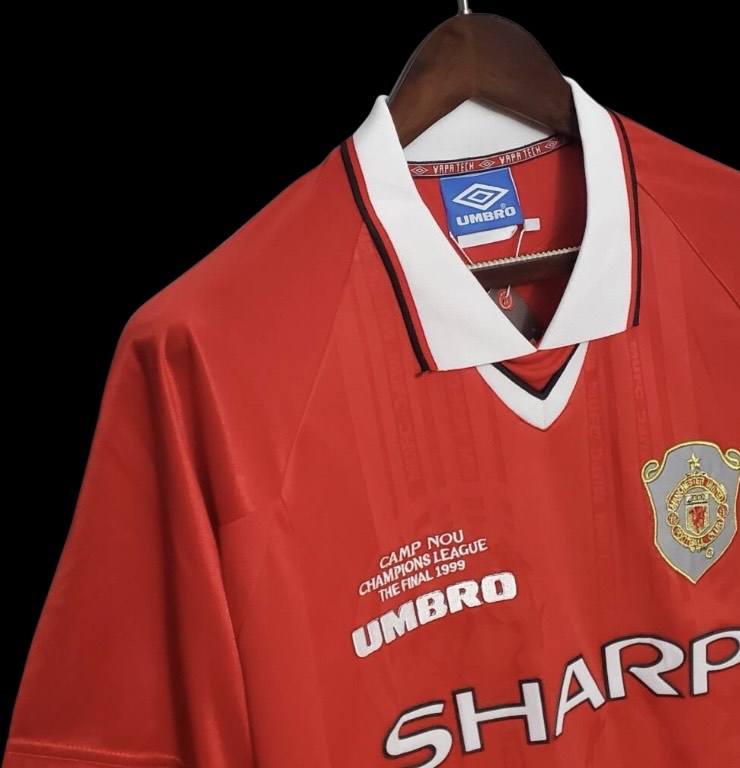 Manchester United Retro Shirt 1999