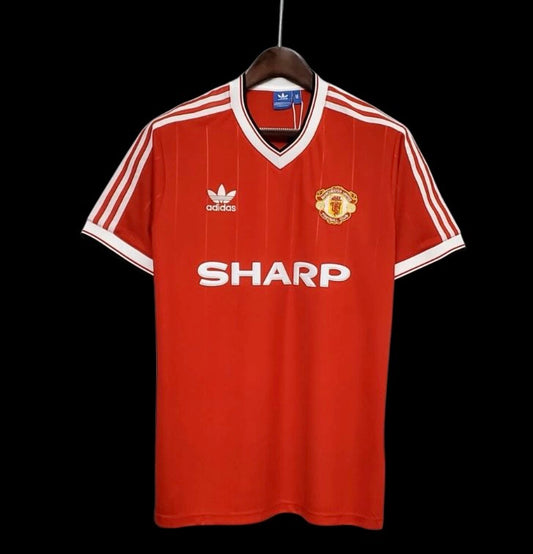 Manchester United Retro Shirt 83/84