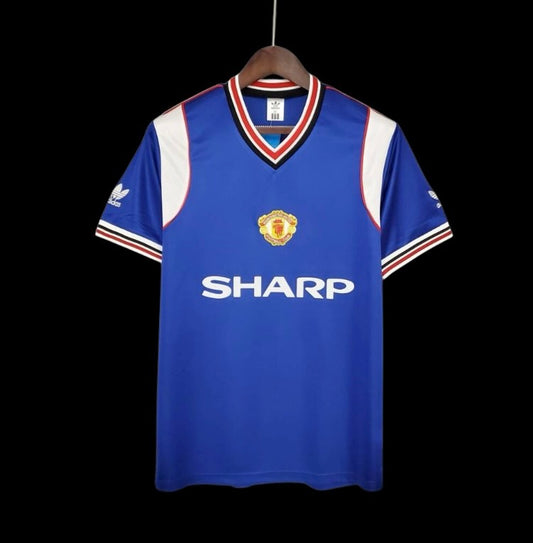 Manchester United Retro Shirt 85/86