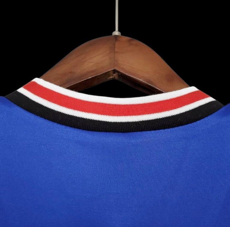 Manchester United Retro Shirt 85/86