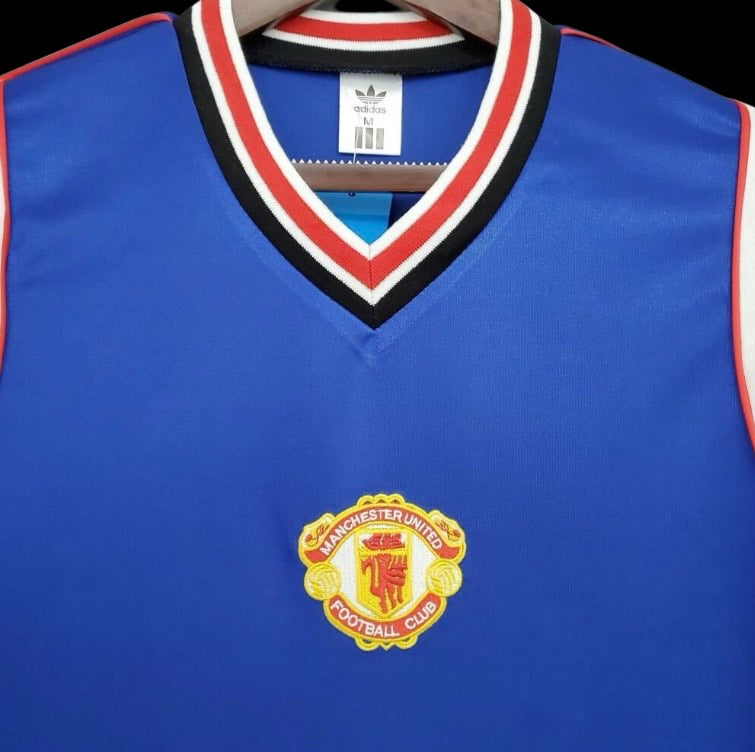 Manchester United Retro Shirt 85/86