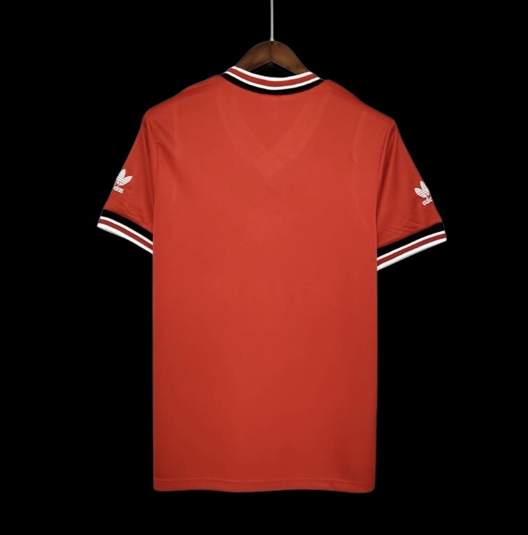 Manchester United Retro Shirt 85/86