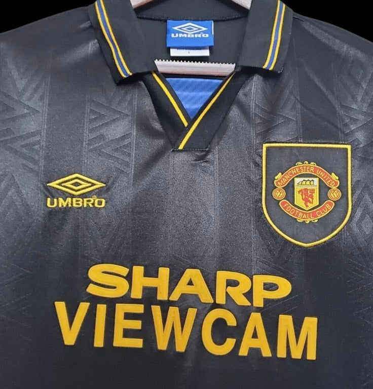 Manchester United Retro Shirt 93/95