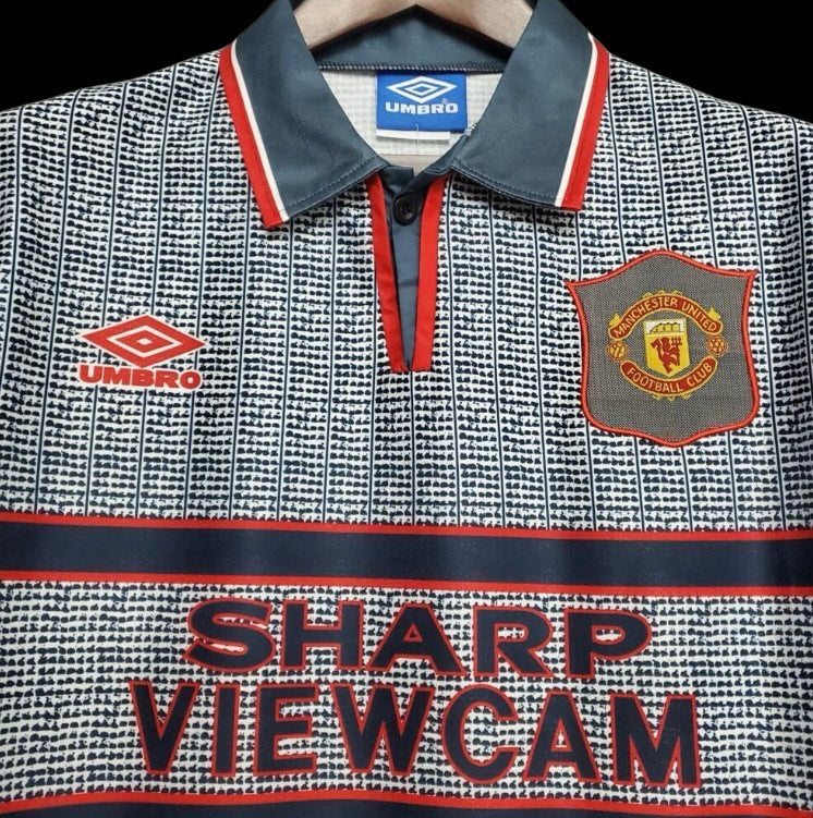 Manchester United Retro Shirt 95/96