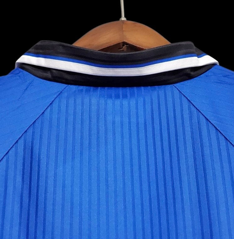 Manchester United Retro Shirt 96/97