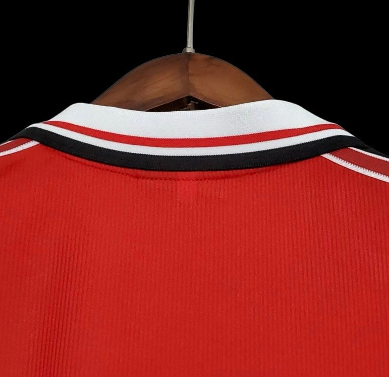 Manchester United Retro Shirt 98/99