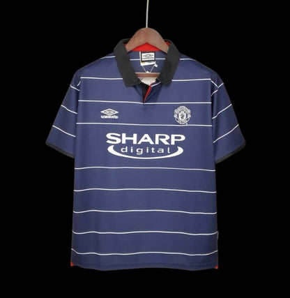 Manchester United Retro Shirt 99/00