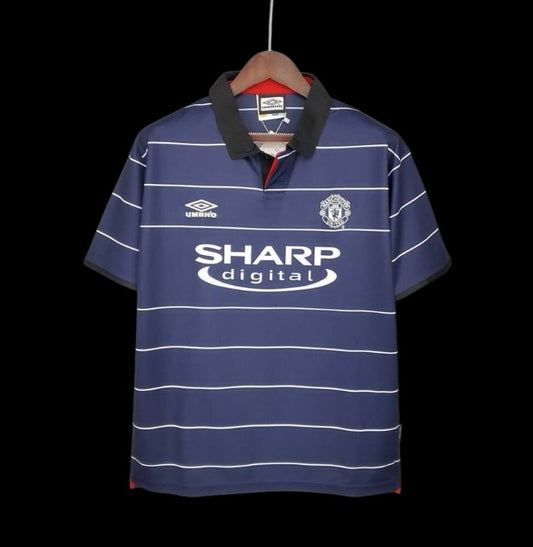 Manchester United Retro Shirt 99/00