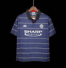 Manchester United Retro Shirt 99/00