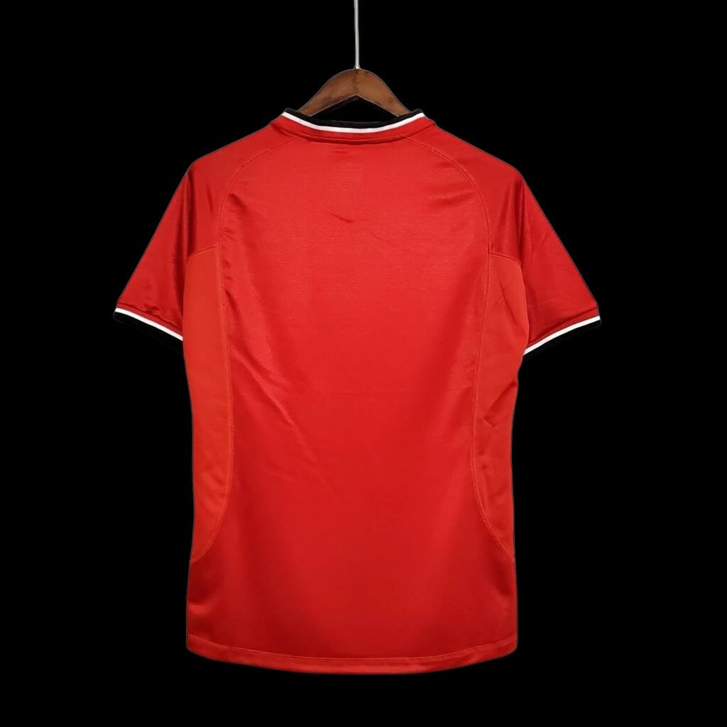 Manchester United Retro Shirt 00/01