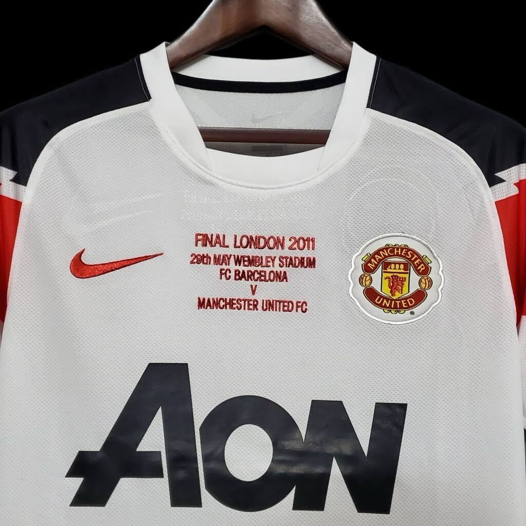 Manchester United Retro Shirt 10/11
