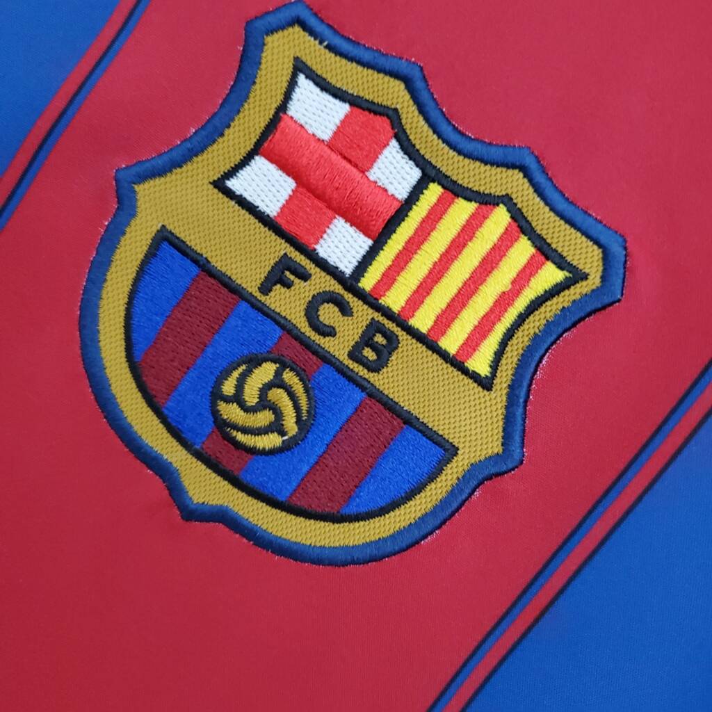 FC Barcelona Retro Jersey 03/04