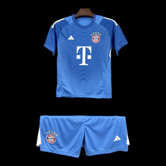 Bayern Munich Goalkeeper Kit 25/26 – Child