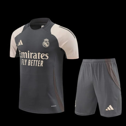 Real Madrid 24/25 Training Set - Child/Adult