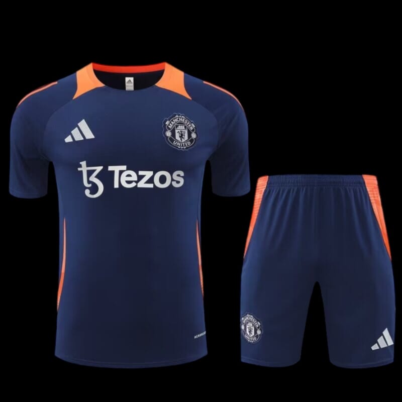 Manchester United 24/25 Training Suit - Child/Adult